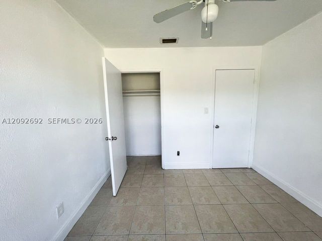 3461 NW 17th St, Lauderhill, FL 33311