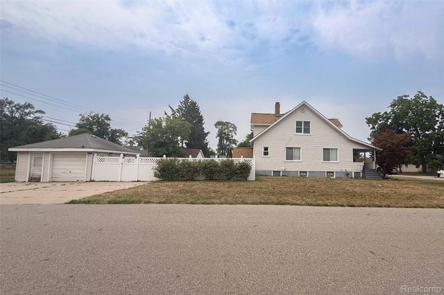 20403 Hugh Street, Livonia, MI 48152
