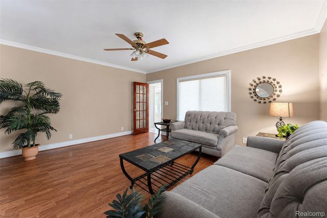 20403 Hugh Street, Livonia, MI 48152