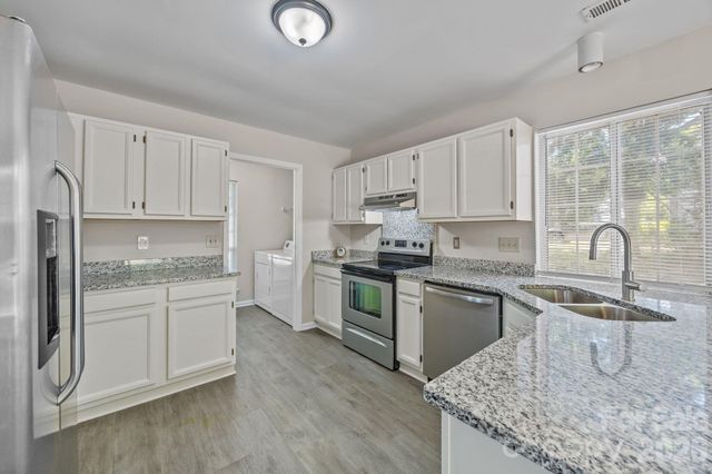 9336 Amy Drive, Charlotte, NC 28213