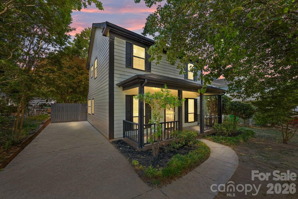 9336 Amy Drive, Charlotte, NC 28213