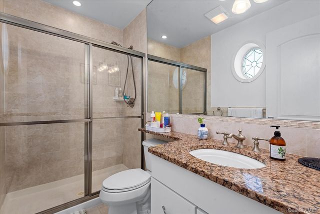 10004 Shore Front Parkway 22B, Rockaway Park, NY 11694