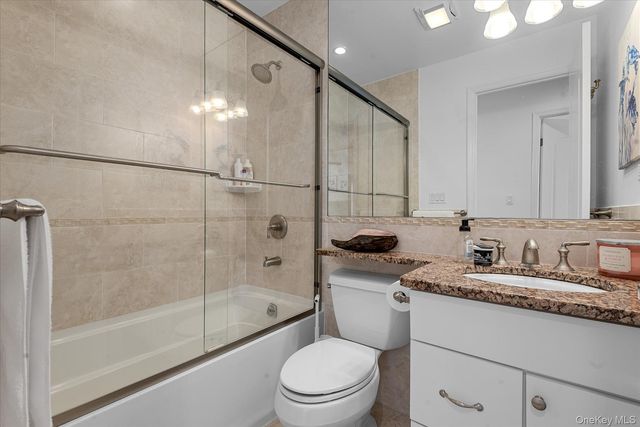 10004 Shore Front Parkway 22B, Rockaway Park, NY 11694