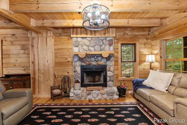 6525 Goshorn Drive, Saugatuck Twp, MI 49453