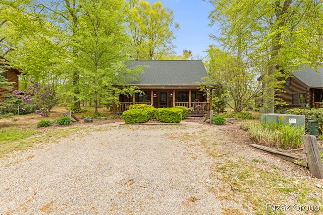 6525 Goshorn Drive, Saugatuck Twp, MI 49453