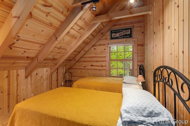 6525 Goshorn Drive, Saugatuck Twp, MI 49453