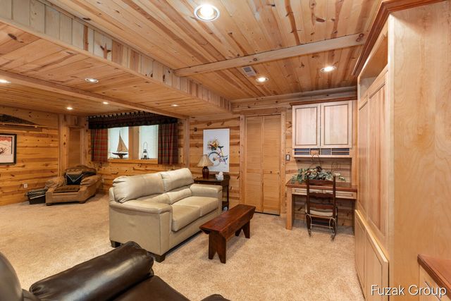 6525 Goshorn Drive, Saugatuck Twp, MI 49453