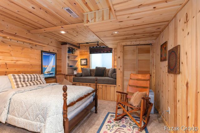 6525 Goshorn Drive, Saugatuck Twp, MI 49453
