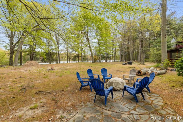 6525 Goshorn Drive, Saugatuck Twp, MI 49453