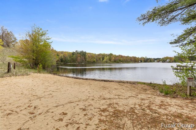 6525 Goshorn Drive, Saugatuck Twp, MI 49453