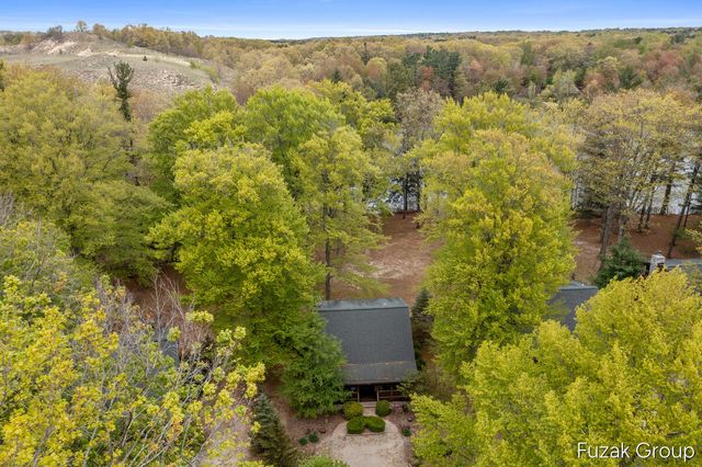 6525 Goshorn Drive, Saugatuck Twp, MI 49453