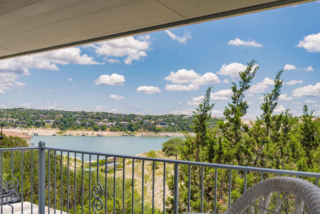 18607 Lakeland DR, Point Venture, TX 78645