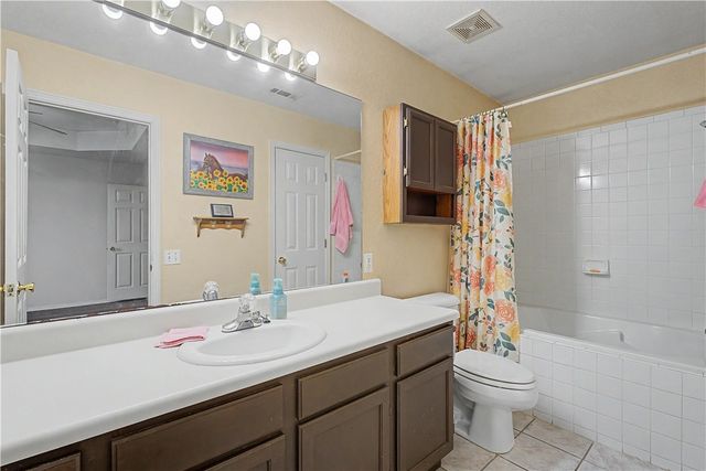 302 S Wright Street, Lowell, AR 72745