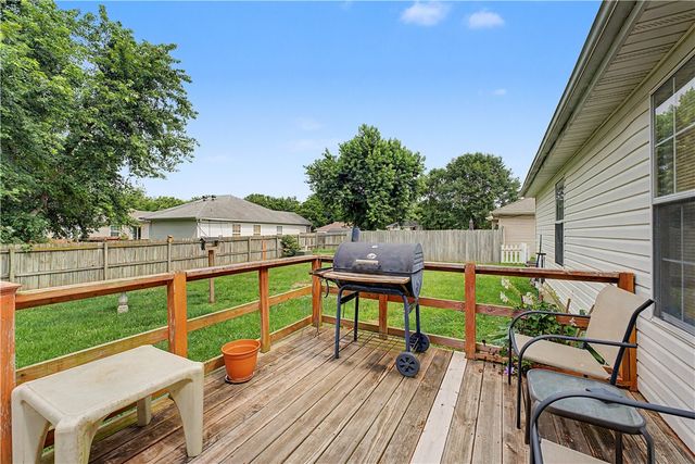 302 S Wright Street, Lowell, AR 72745