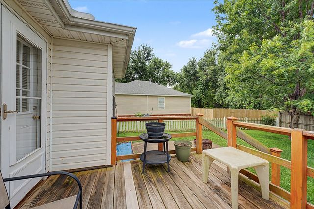 302 S Wright Street, Lowell, AR 72745