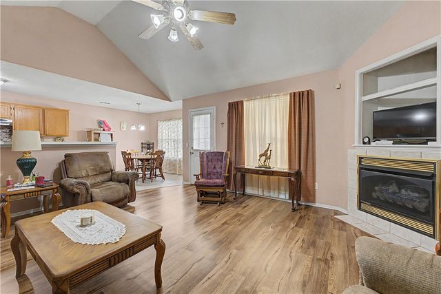 302 S Wright Street, Lowell, AR 72745