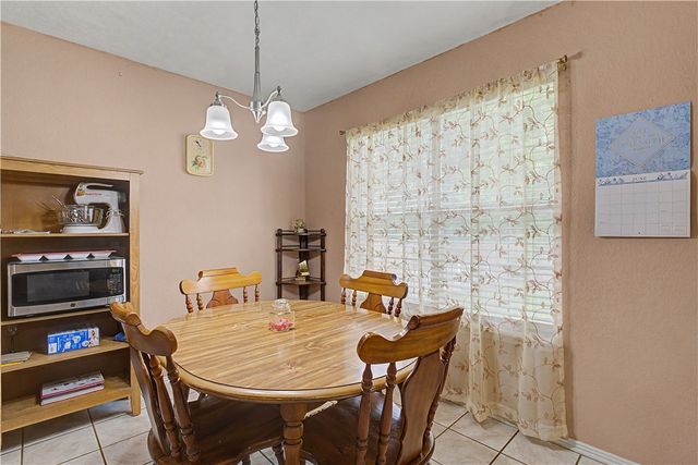302 S Wright Street, Lowell, AR 72745