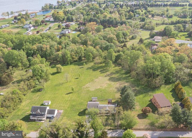 108 ELK RANCH PARK RD, Elkton, MD 21921