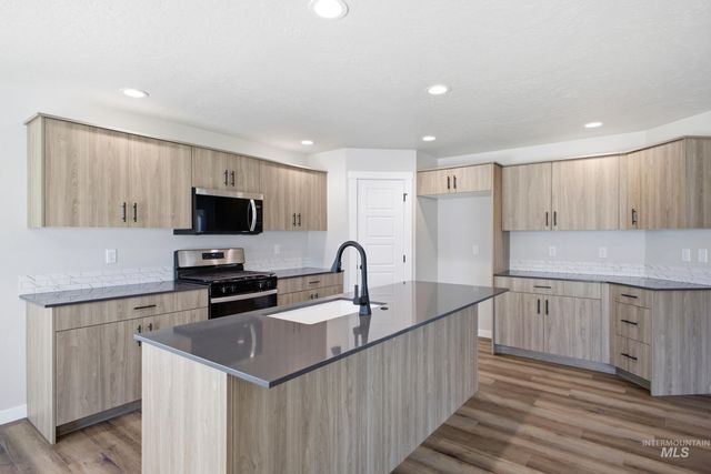 4203 E Rincon Dr, Meridian, ID 83642