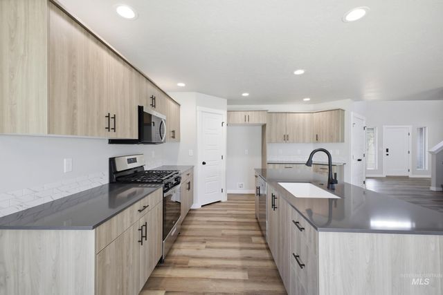 4203 E Rincon Dr, Meridian, ID 83642