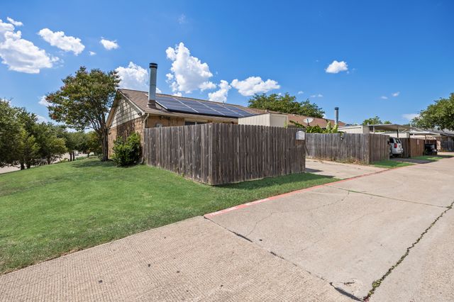 1 E Mountain Lane 33, Grand Prairie, TX 75052