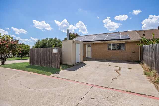 1 E Mountain Lane 33, Grand Prairie, TX 75052