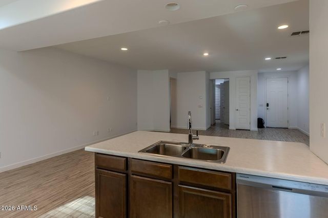 3830 S 64TH Drive, Phoenix, AZ 85043