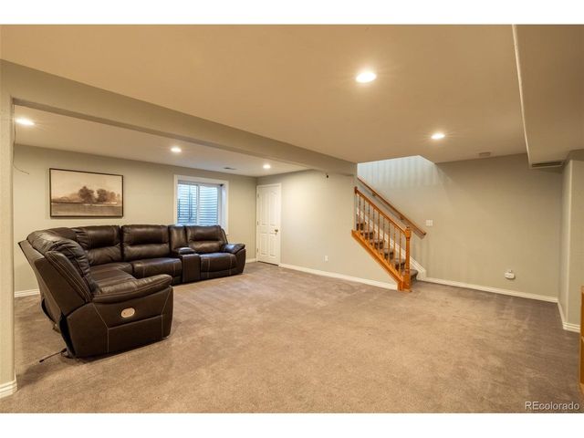 905 Pawnee St, Strasburg, CO 80136