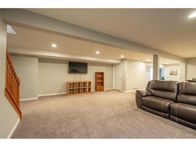 905 Pawnee St, Strasburg, CO 80136