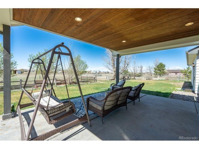 905 Pawnee St, Strasburg, CO 80136