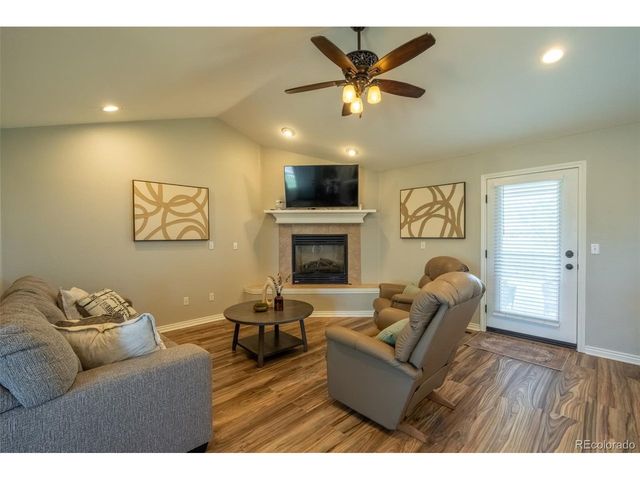 905 Pawnee St, Strasburg, CO 80136