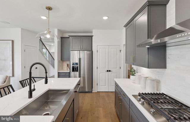 15492 EMERALD WAY, Haymarket, VA 20169