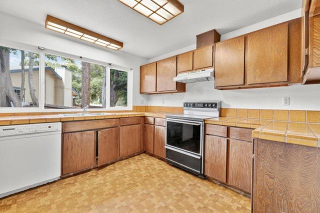 9723 Bluestem, Salinas, CA 93907