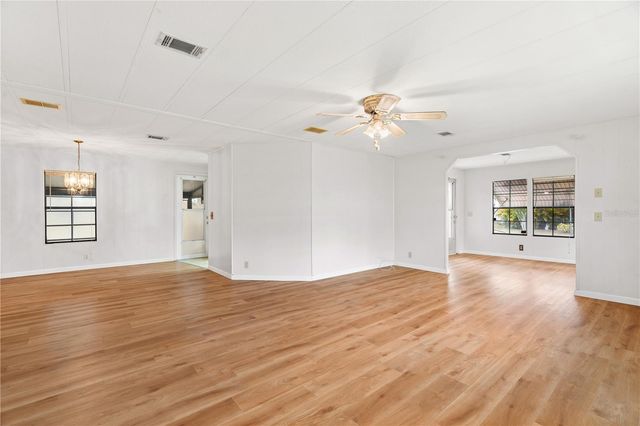 6710 36TH AVENUE E 241, Palmetto, FL 34221