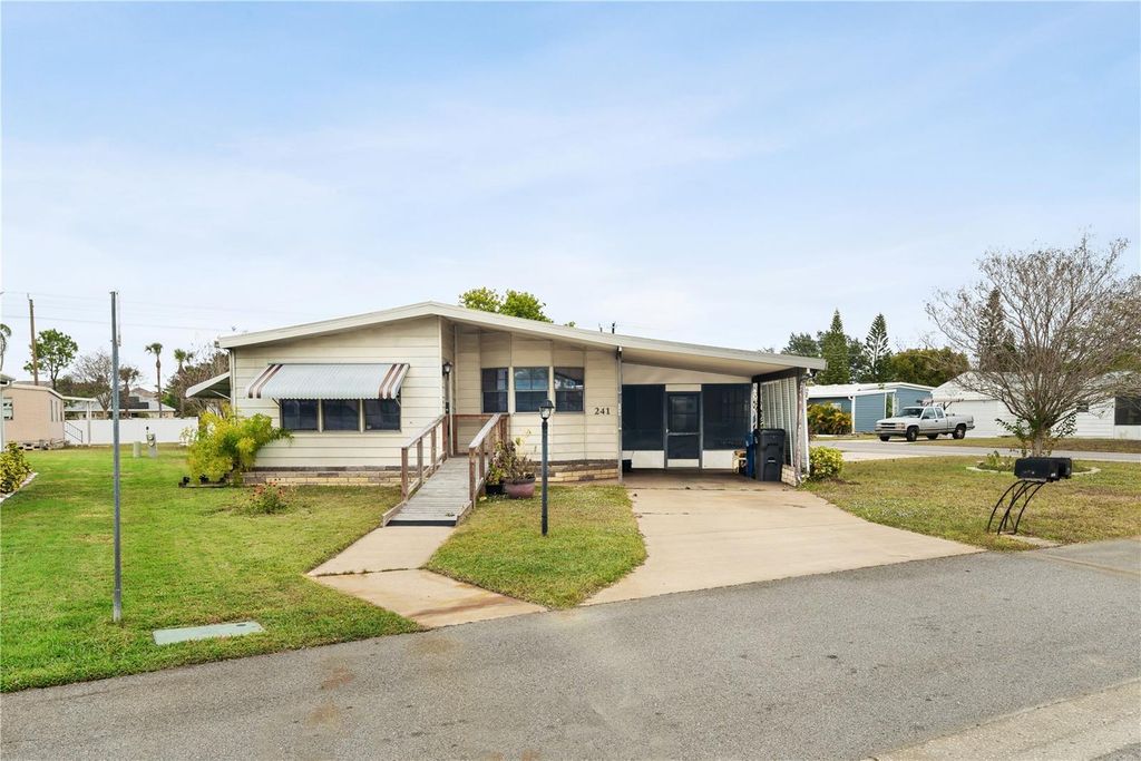 6710 36TH AVENUE E 241, Palmetto, FL 34221