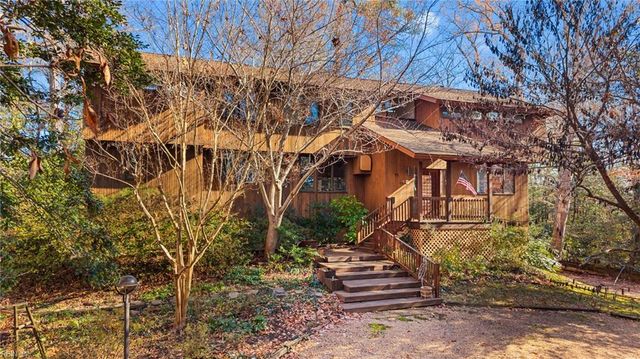 701 Colony TRL, Lanexa, VA 23089