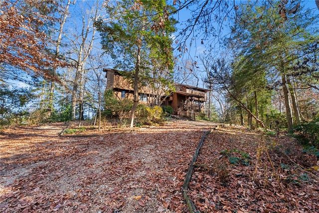 701 Colony TRL, Lanexa, VA 23089