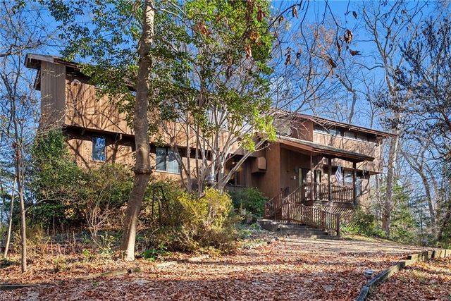 701 Colony TRL, Lanexa, VA 23089