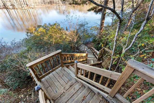 701 Colony TRL, Lanexa, VA 23089