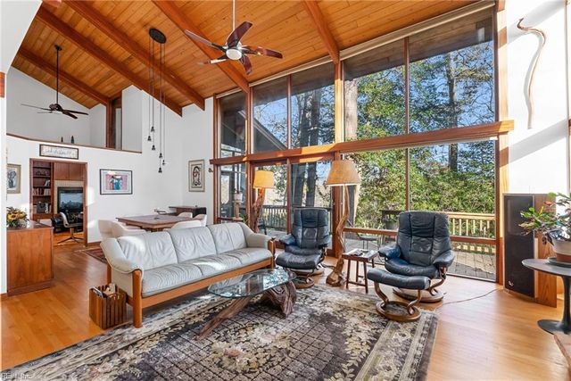 701 Colony TRL, Lanexa, VA 23089