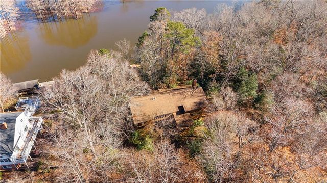 701 Colony TRL, Lanexa, VA 23089