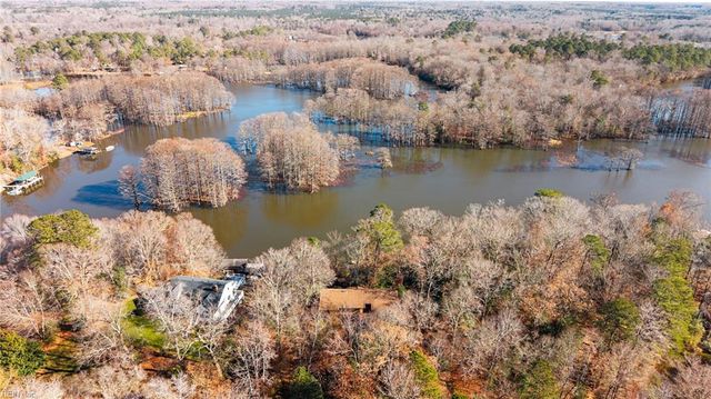 701 Colony TRL, Lanexa, VA 23089