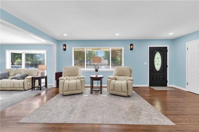 602 Lawndale Drive, Springdale, AR 72764