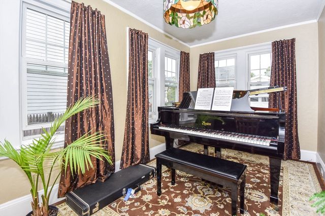 36 Whittier Rd, Medford, MA 02155