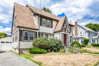 36 Whittier Rd, Medford, MA 02155