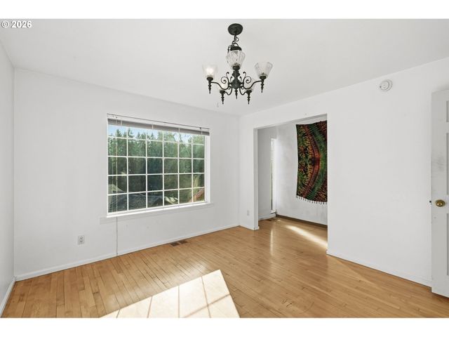 357 W 37TH Ave, Eugene, OR 97405