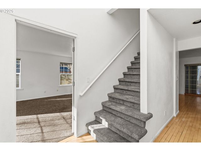 357 W 37TH Ave, Eugene, OR 97405