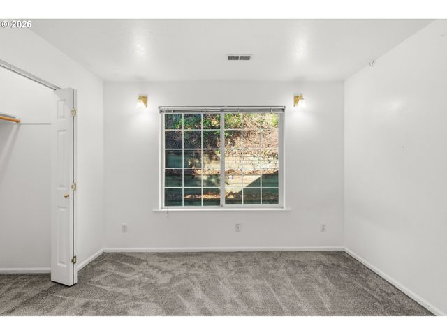 357 W 37TH Ave, Eugene, OR 97405