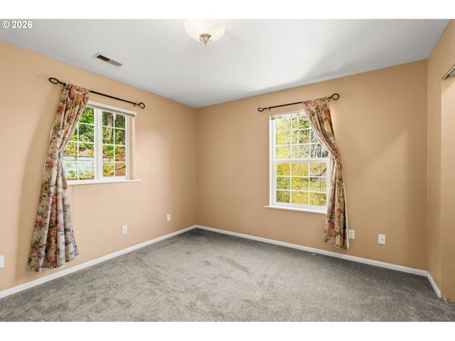 357 W 37TH Ave, Eugene, OR 97405