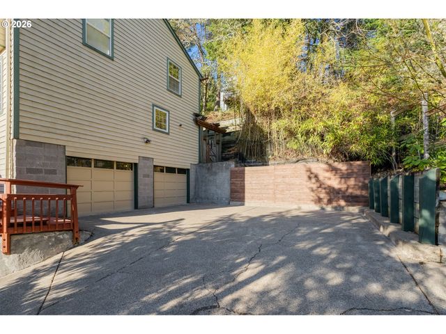 357 W 37TH Ave, Eugene, OR 97405